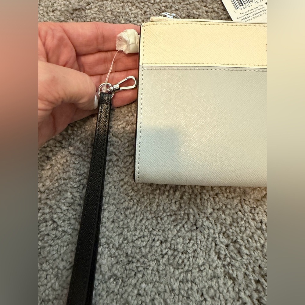 Kate Spade Madison Colorblock Wristlet/Double Zip Wallet NWT - Picture 4 of 10